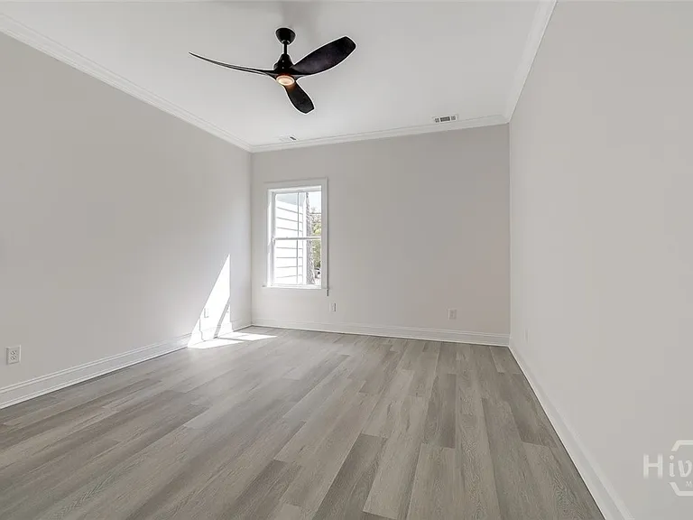 1615 Le Grand St — Photo 19