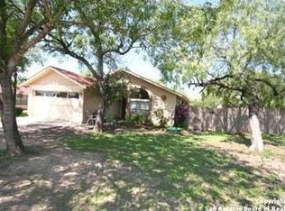403 Saddlebrook Dr, San Antonio, TX 78245