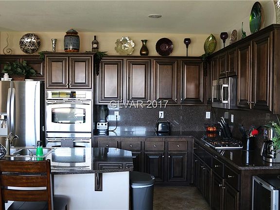 3rd image of 9073 Sendero Ave