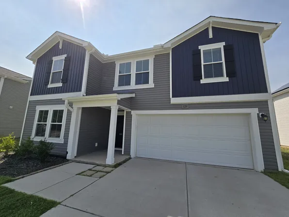 129 Maple Tree Ln, Clayton, NC 27527