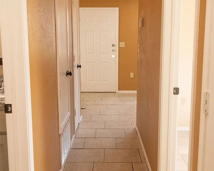 4938 Blue Water Cir — Photo 20