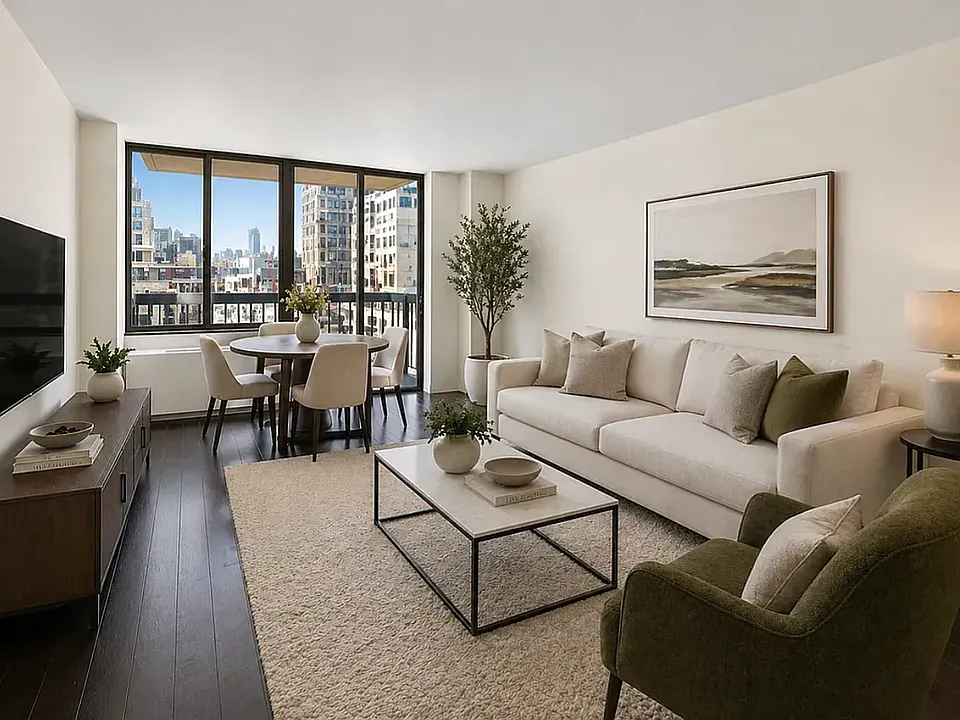 5 E 22nd St #19R