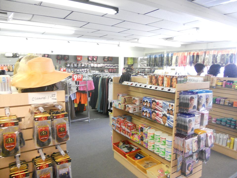 2nd image of 8134 California City Blvd
