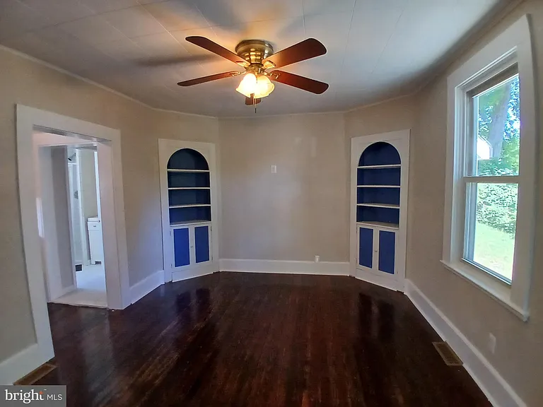 8704 Rhode Island Ave — Photo 7