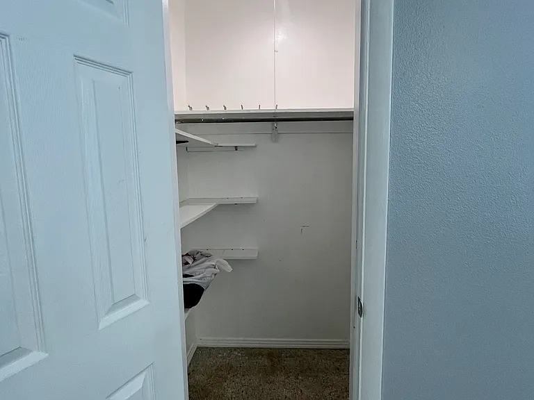 514 Romano Ave — Photo 14