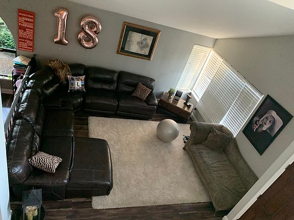 2nd image of 115 Chadbourne Dr