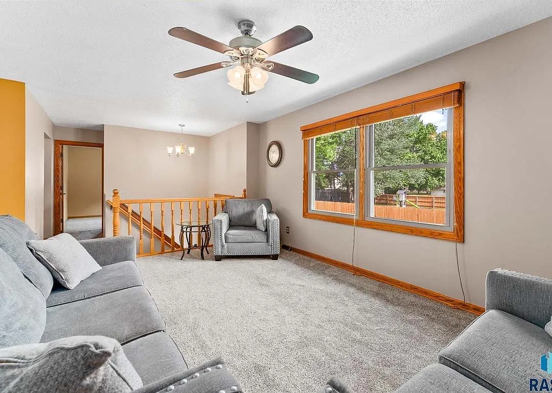 3 bed, 1727 sqft, $1,750 — Photo 4