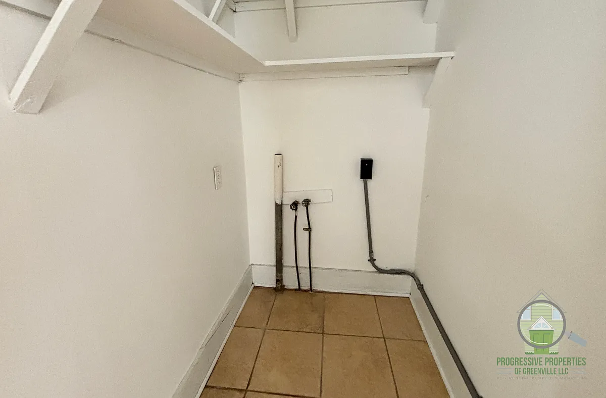 106 Princeton Avenue - 1 — Photo 4