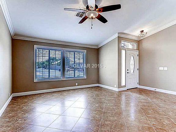 3rd image of 820 Eagle Mountain Dr