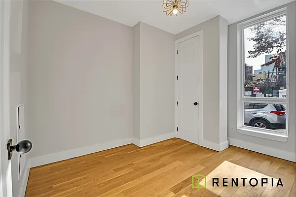 Rented by Rentopia | media 9