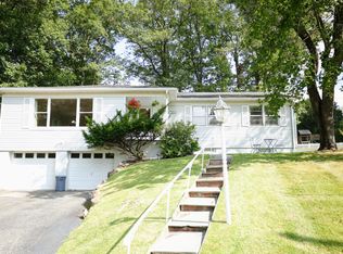 76 Hazelwood Ave #76, Livingston, NJ 07039