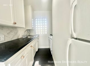427 N Oakhurst Dr #118, Beverly Hills, CA 90210