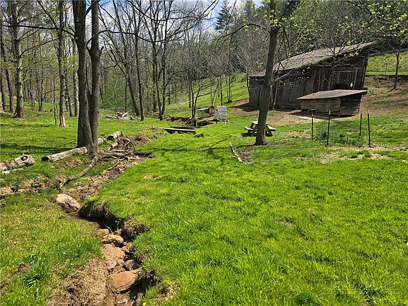 2nd image of 325 Sawyers Road