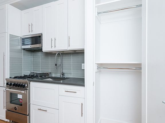 3rd image of 309 Washington Ave APT A7