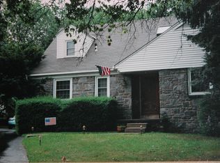 605 Shipley Ln, Springfield, PA 19064