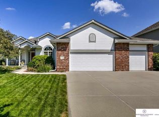 4957 S 174th Ave, Omaha, NE 68135