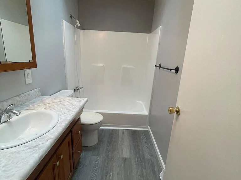 2807 Craighead Ln — Photo 7