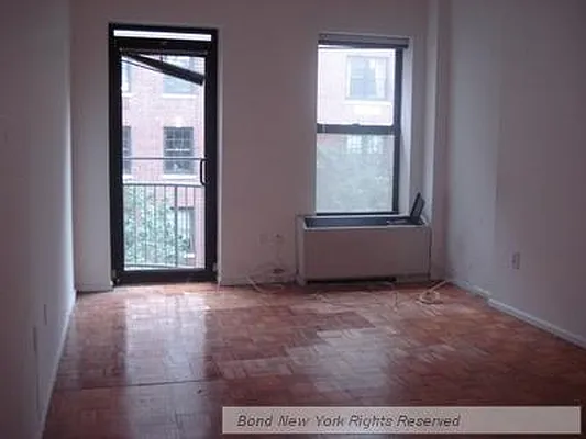 Rented by Bond New York | media 23