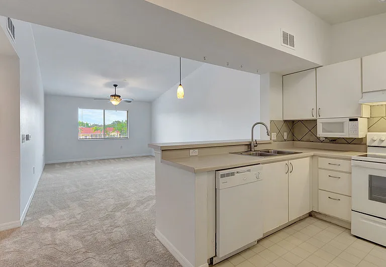 8297 Key Royal Ln #334 — Photo 5