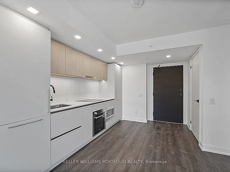 609 Sherbourne St #407 — Photo 6