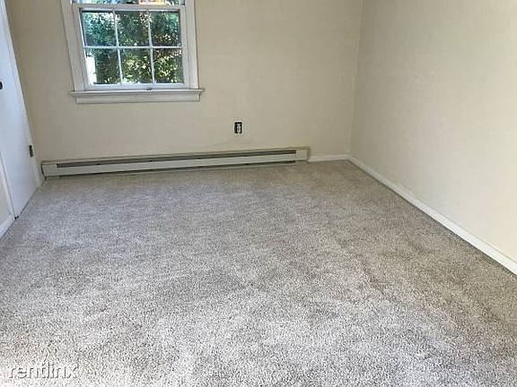3rd image of 5303 Tamiani Ave