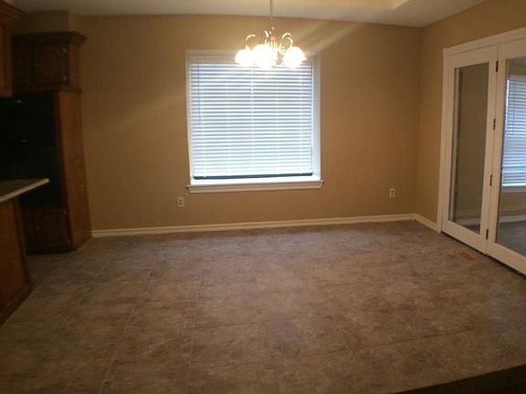 5th image of 8321 SW 36th St