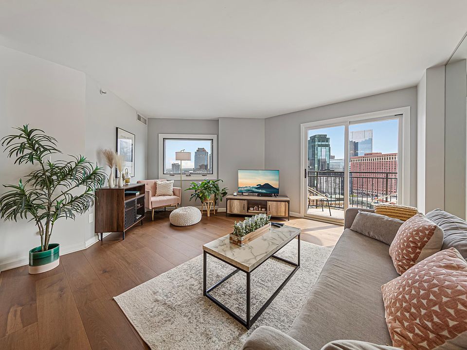 1st image of 1225 Lasalle Ave APT 2101