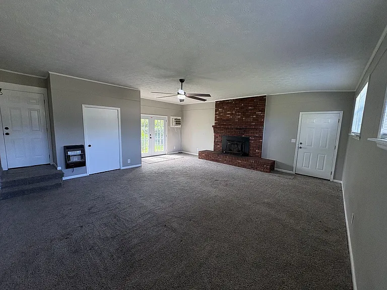 727 Old Nunez Rd — Photo 11