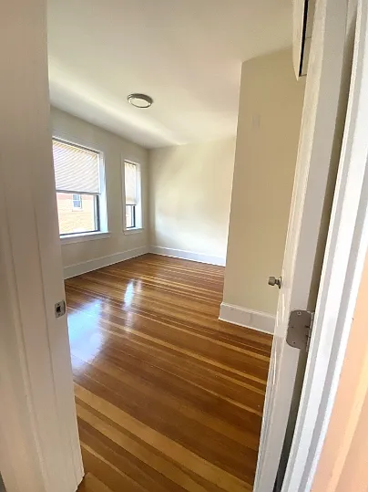 11 Seaverns Ave #3R — Photo 11