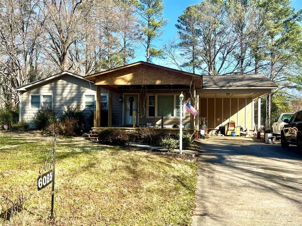 6025 Carver Blvd, Charlotte, NC 28269