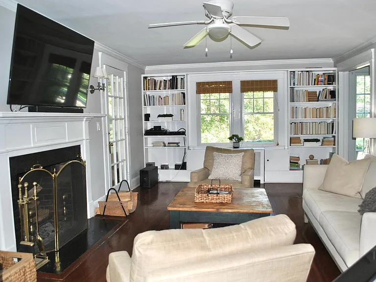 408 Riverside Ave — Photo 11
