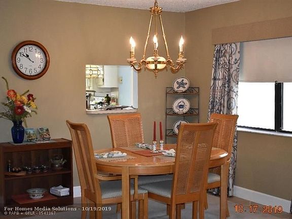 4th image of 10207 Sunrise Lakes Blvd APT 401