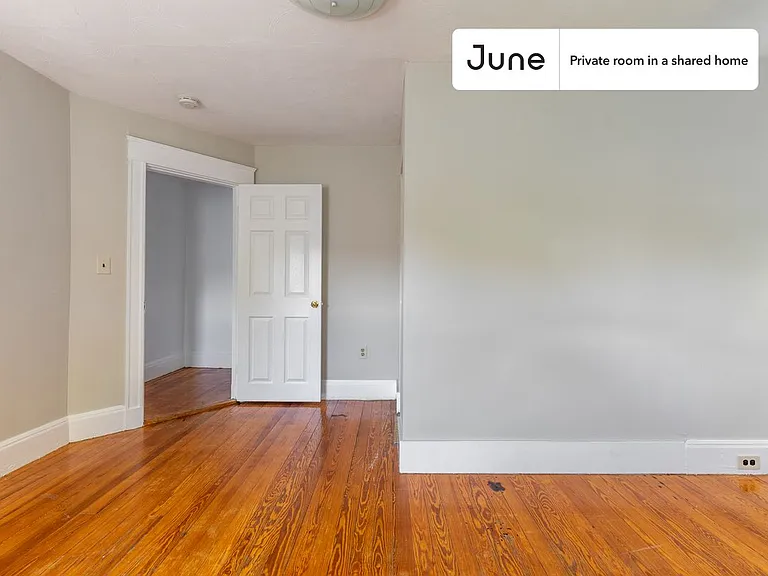47 Wallingford Rd #I — Photo 4