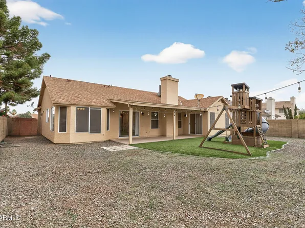 907 N FALCON Drive, Gilbert, AZ 85234