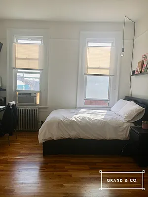 Rented by Grand & Co. | media 21