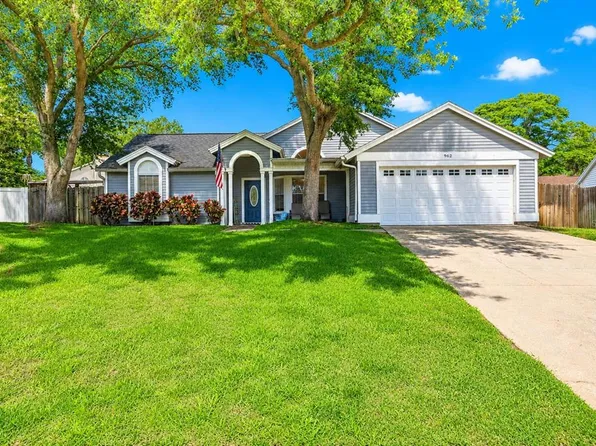 962 Edgehill Dr, Palm Harbor, FL 34684