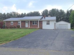 410 Ironwood Ave, Livingston, TN 38570