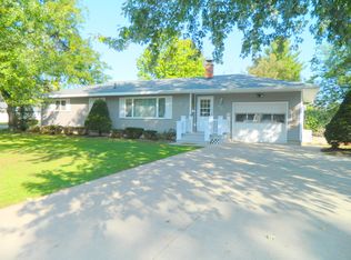 207 7th St, Brodhead, WI 53520