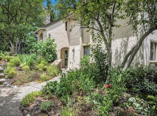 19 Muirfield Dr, Reading, PA 19607