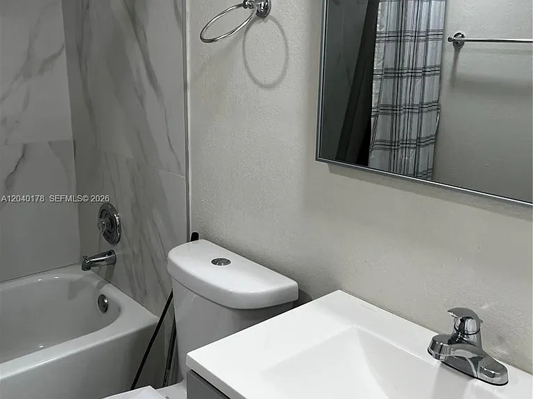 8650 SW 67th Ave #1029 — Photo 11