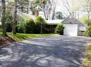 52 Barnacle Rd, Yarmouth Port, MA 02675