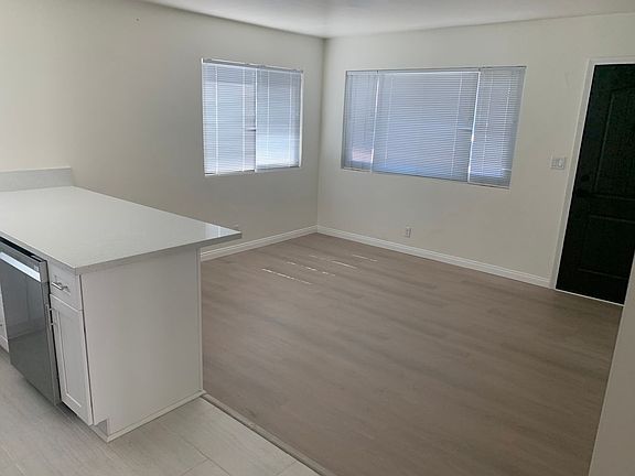 3rd image of 213 Avenida Rosa APT A