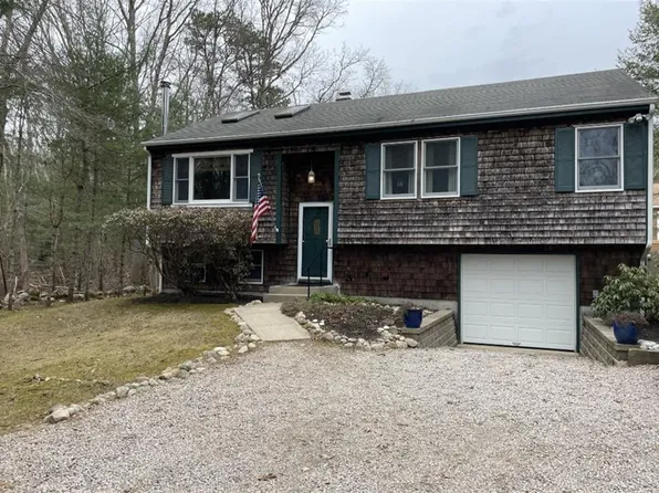 23 Mollusk Dr W, South Kingstown, RI 02879