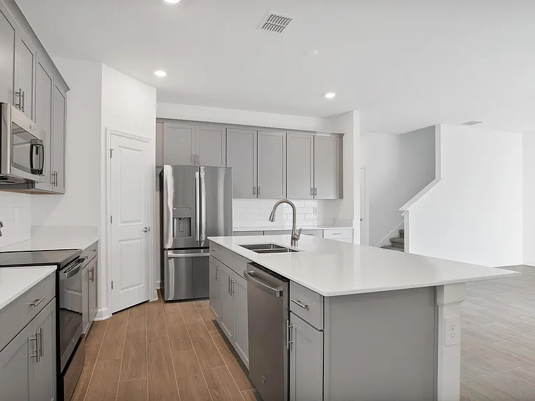 11848 Language Way — Photo 5