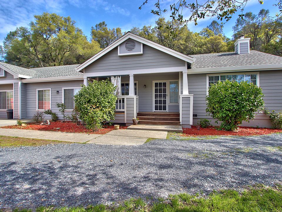 1st image of 12110 Poppy Ln