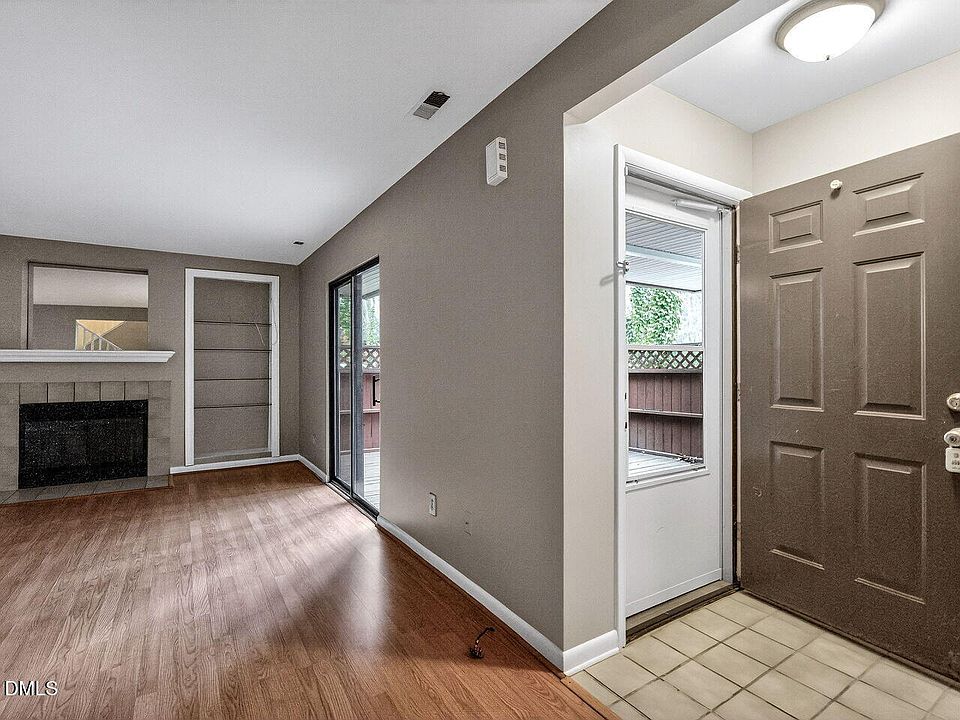 1st image of 319 Brookberry Cir