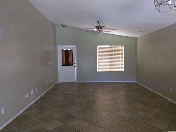 5th image of 7229 W Globe Ave