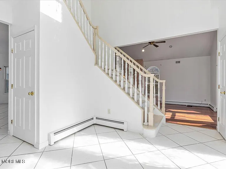 257 Ford Rd — Photo 2