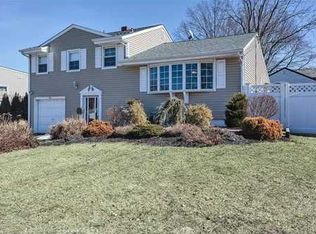 65 1st St, Milltown, NJ 08850