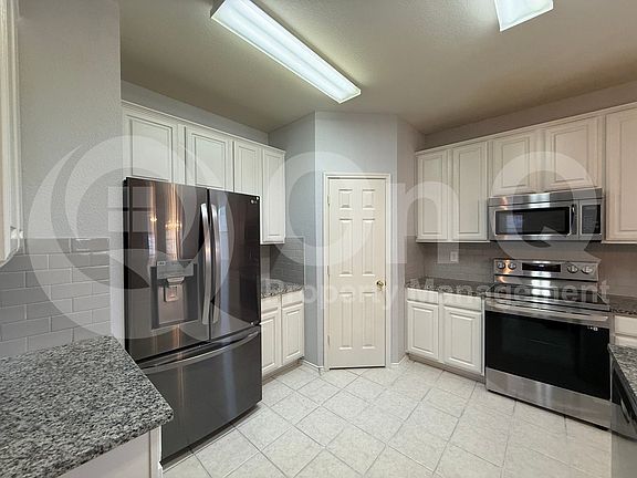 4th image of 1113 Shadowridge Cir